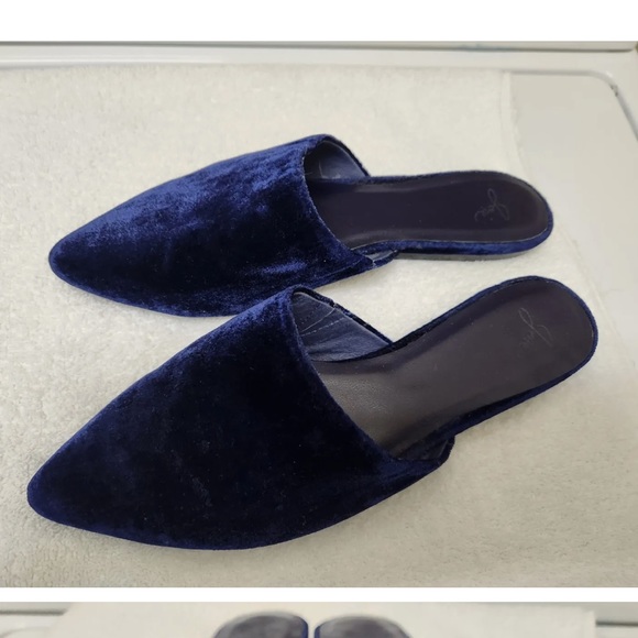 ☆ Joie Midnight Blue Velvet Mules ☆ - Picture 1 of 9